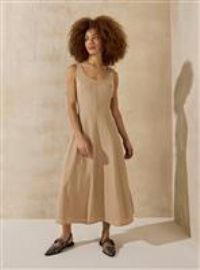 EVERBELLE Neutral Seamed Scoop Neck Summer Dress 18