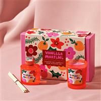 Raspberry Blossom Candle And Reeds Diffuser-Cognac & Vanilla