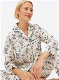 Disney Mickey Mouse Print Traditional Pyjamas 22