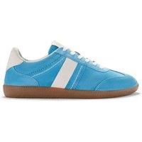 https://www.burton.co.uk/product/clarks-stara-walk-light-blue-suede-trainers_p-89d126fd-b675-4c54-9b50-1a2b1be19cf1£colour=Blue&size=7-Standard%20Fit
