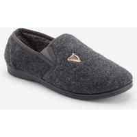 https://www.burton.co.uk/product/cotton-traders-guinness-slippers_p-e3bcab36-4af5-4438-a88b-8a94a08308a7£colour=Charcoal&size=12