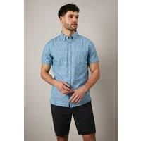 https://www.burton.co.uk/product/maine-light-blue-ditsy-floral-print-short-sleeve-shirt_edd09125£colour=blue&size=XXL
