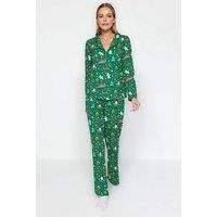 WOVCOR Women's Reindeer Print Long Sleeve Top & Wide Leg Lounge Pyjama Set in Green | Size: Small
