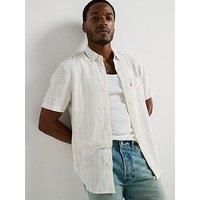 Levi'S Levis Sunset Pocket Standard Fit Linen+ Denim Short Sleeve Shirt - Red