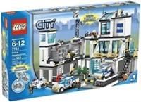 LEGO City 7744 Police Headquarters - 7 mini figs and 3 vehicles 100% complete