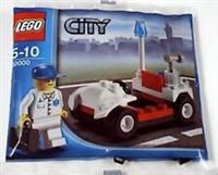 LEGO City 30000 - Medics Car - Poly Bag 32 Pieces NEW