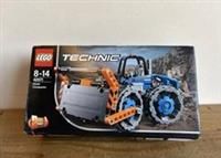 Lego 42071 Technic Dozer Compactor ~NEW & Unopened~