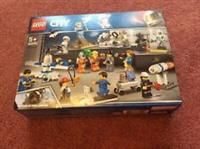 LEGO 60230 City People Pack - Space Research and Development Minifigures Set, City Space Port Crew