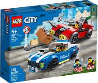 LEGO City 60242 Police Highway Arrest Police & Sports Car inc Duke Detain & Vito