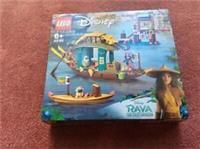 LEGO 43181 Disney Princess Raya and the Heart Palace Playset, Castle Toy with Namaari Minidoll, Tuk Tuk and Serlot Figures
