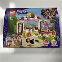 LEGO Friends: Heartlake City Park CafÃ© (41426)