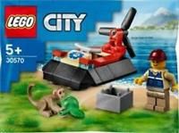 LEGO CITY: Wildlife Rescue Hovercraft (30570)
