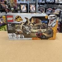 Lego Jurassic World 76945 2 x Small Dinosaur Figures