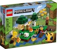 LEGO Minecraft: The Bee Farm Building Set (21165)