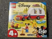 LEGO 10777 Disney Mickey Mouse and Minnie Mouse/'s Camping Trip Building Toy with Camper Van, Car & Pluto Figure, for Kids 4 Plus Years Old