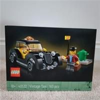Lego Gwp Vintage Taxi 40532 - Brand New and Boxed