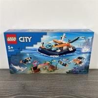 LEGO City 60377 Explorer Diving Robot w/ minifigure (Brand New) D2