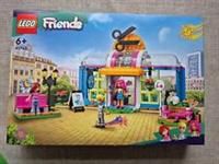 LEGO 41743 Friends Hair Salon, Toy Hairdressing Set with Paisley & Olly Mini-Dolls, Swappable Hair and Facial Expressions, Toys for Kids 6 Plus, 2023 Characters