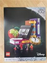 LEGO Disney Villain Icons Nostalgia Set for Adults (43227)