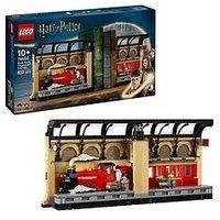 LEGO Harry Potter Book Nook: Hogwarts Express Set with a Train Toy, 2 Minifgures incl. Ron Weasley, plus Hedwig and Scabbers Figures - Wizarding World Gift for 10+ Year Old Boys, Girls & Fans - 76450