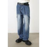 Loose Fit Jeans with Pockets