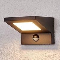 LED outdoor wall light Levvon with motion detector