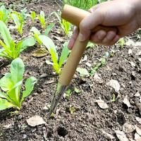 1pc Heavy-Duty Garden Dibber Wooden Handle Farm Hole Puncher Vintage Style Fertilizing Seeding Tool Rustic Metal Vegetable