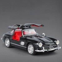 Classic retro classic car alloy model, car center console decorations, fun accessories, exquisite