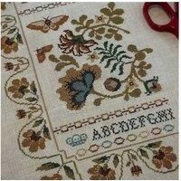 Let Love Reign Minimalist Cross Stitch Wall Art Kit - Modern Embroidered Home Dcor
