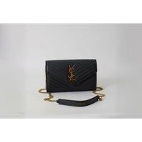 Chanel-Style Diamond Pattern Chain Underarm Bag For Effortless Style