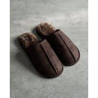 https://www.burton.co.uk/product/alexander-pace-preston-slipper_p-b4ef5195-c2ac-431f-9c86-3ea2de592a80£colour=Brown&size=11