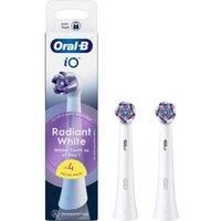 Oral-B iO Radiant White Original Electric Toothbrush Heads, Pack of 4 Replacement Toothbrush Heads with Angled Bristles for Deep Plaque Removal & Polishing Petals for Teeth Whitening, for Oral B iO