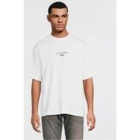 Calvin Klein Jeans Shirt Sleeve Relaxed Fit Graphic T-Shirt - White