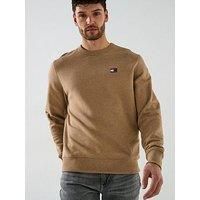 Tommy Jeans Regular Fit Left Chest Badge Crew Neck Sweatshirt - Light Brown