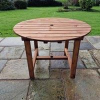 Churnet Valley Garden Furniture Churnet Valley 4 Seat Round Outdoor Table Diameter 113cm